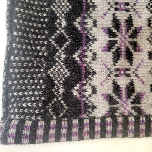 Northern Isles Wool Purple and Black Cardigan Sweater - Picture 10 of 16